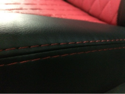 Авточехлы на Renault Sandero Stepway Авточехлы на Renault Sandero Stepway