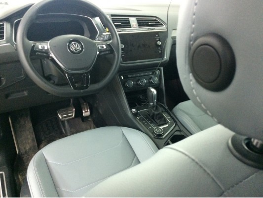 Каркасные авточехлы на Volkswagen Tiguan 2 поколения Каркасные авточехлы на Volkswagen Tiguan 2 поколения